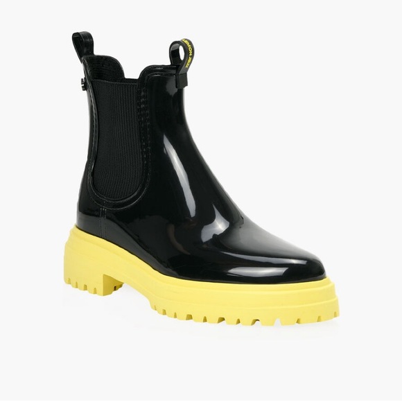 Lemon Jelly Shoes - ❤️❤️❤️LEMON JELLY black/yellow walker 03 rain boots, size 7 US❤️❤️❤️